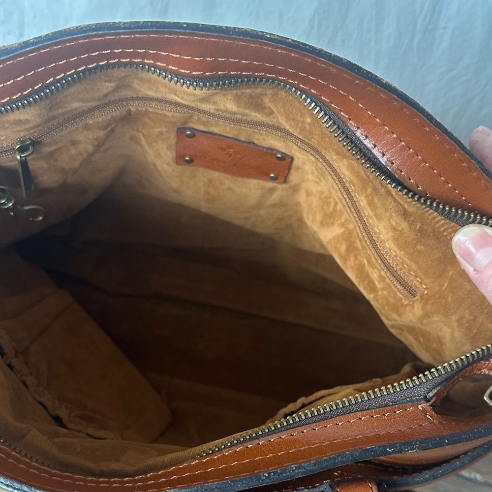 Patricia Nash Woven Leather Shoulder Bag in Warm Brown - Picture 6 of 10